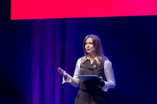 Karolina Misztal, dziennikarka, prezenterka i specjalistka PR i marketingu w Agencji Rozwoju Aglomeracji Wrocławskiej