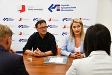 Przedstawiciele Legnickiej Specjalnej Strefy Ekonomicznej i firmy Günthart