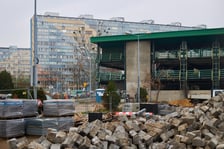 rozbiórka parkingu przy ulicy Swobodnej we Wrocławiu