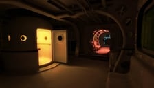 <h2 class="MsoNormal">Pasjonowali się escape roomami, ale mieli problem z odnajdywaniem tych nowych i najlepszych.</h2>
<p class="MsoNormal">Dlatego stworzyli Lock.me &ndash; wyszukiwarkę o dużym zasięgu, kt&oacute;ra je porządkuje według odpowiednich kategorii, filtr&oacute;w, a przede wszystkim ocen klient&oacute;w. Ich właścicielom udostępnia pakiet narzędzi do sprzedaży i marketingu, ale także buduje społeczność pasjonat&oacute;w.</p>
<p class="MsoNormal">&mdash; Popularność Lock.me konsekwentnie rośnie. W zeszłym roku mieliśmy rekord pod względem liczby wizyt w escape roomach zarezerwowanych przez nasz serwis. Bardzo mocne odbicie zauważyliśmy szczeg&oacute;lnie po ustąpieniu pandemii. Co ciekawe, przybywa też klient&oacute;w biz-nesowych, kt&oacute;rzy w escape roomach organizują działania rekrutacyjne czy team buildingowe oraz szk&oacute;ł, kt&oacute;re w pokojach nawiązujących np. do wydarzeń historycznych przeprowadzają interaktywne zajęcia dla uczni&oacute;w &mdash; m&oacute;wi<span style="mso-spacerun: yes;">&nbsp; </span>Bartosz Idzikowski, Lock.me.</p>
<p class="MsoNormal">Lock.me ułatwia znalezienie najbardziej dopasowanego pokoju do danego użytkownika. Specjalny algorytm na podstawie danych, kt&oacute;re znajdują się na stronie i kt&oacute;re są zbierane od użytkownik&oacute;w w spos&oacute;b zautomatyzowany pokazuje, kt&oacute;re pokoje aktualnie są najpopularniejsze oraz te, kt&oacute;re z największym prawdopodobieństwem spodobają się użytkownikowi.</p>
<p class="MsoNormal">Algorytm bierze pod uwagę wiele czynnik&oacute;w, jak doświadczenie graczy, treść opinii, histogram czy czas wystawienia opinii.</p>