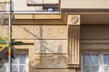 Hotel Grand prawie gotowy. demontowane są ostatnie rusztowania i zasłony
