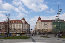 Hotel Grand prawie gotowy. demontowane są ostatnie rusztowania i zasłony