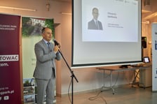 Uczestnicy spotkania z cyklu "Bez  Mikro Nie Ma Makro"w Wiszni Małej.