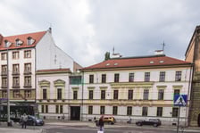 Zespół kamienic znajdujący się przy ul. Piłsudskiego - został wystawiony na sprzedaż