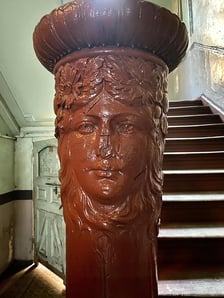 Filip Heliasz na swoich zdjęciach  pokazuje perły miejskiej architektury. Najnowsze odkrycia w kamienicach we Wrocławiu