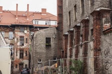 Osiedle Brochów, gdzie zbudowano robotnicze osiedle kolejowe i remizę strażacką, która zostanie wyremontowana