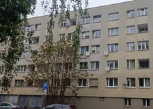 <h3>Ulica Wesoła 12/10 Południe, Krzyki. Cena: 510.000 zł</h3>
<p>Lokal składa się z trzech pokoi, kuchni, łazienki, wc oraz przedpokoju. Położony na V kondygnacji (IV piętro). Wysokość lokalu 248 cm.</p>
<ul>
<li>Powierzchnia lokalu: 57,90 m&sup2;</li>
<li>Cena wywoławcza: 510.000 zł</li>
</ul>