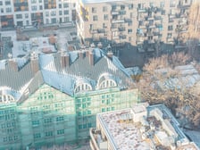 Duże rewitalizacji w sercu Wrocławia. Kamienica przy Sienkiewicza z widokiem na Ogród Botaniczny