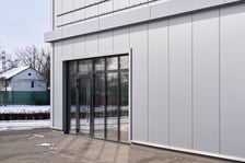 Centrum handlowo-usługowe u zbiegu ulic Wojanowskiej i Arachidowej, 20 lutego 2026 r.