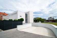 Nowy budynek Sądu Apelacyjnego we Wrocławiu w czerwcu 2025 po otwarciu