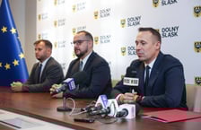 Uczestnicy spotkania firmy Scanway z przedstawicielami samorządu i ARAW.