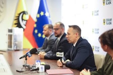 Uczestnicy spotkania firmy Scanway z przedstawicielami samorządu i ARAW.