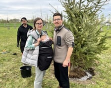 Dorota i Jan Koch posadzili drzewko dla Ali