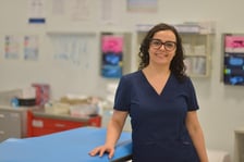 <p>Lek. wet. Ludwika Gąsior, specjalistka radiologii weterynaryjnej w pracowni Rezonansu Magnetycznego w Katedrze i Klinice Chirurgii Wydziału Medycyny Weterynaryjnej UPWr</p>