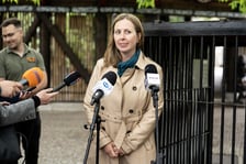 Konferencja prasowa poprzedzająca akcje "Noc w klatce" we wrocławskim zoo