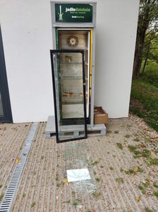 Stara lodówka na Maślicach