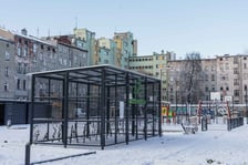 Podwórko w pobliżu placu Grunwaldzkiego jest prawie gotowe po remoncie 19.01.2024