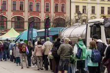 <p>Międzynarodowy Dzień Wody i akcja MPWiK #Pijkran&oacute;wkę&nbsp;na placu Solnym (22 marca)</p>