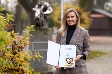 <p>Uroczystość wręczenia odznaczenia &bdquo;Wrocławskie Serce dla Zwierząt&rdquo; i wyr&oacute;żnień &ndash; nagrodzona mecenas Anna Chrobot</p>