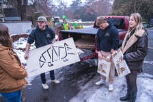 Młoda samica bolity południowego i jej goście