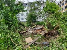 <p>Skwer przy ul. Kajdasza - lipiec 2025</p>