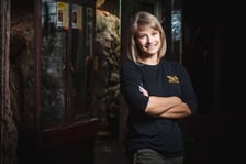 Karolina Mól-Woźniak, specjalistka ds. ds. ochrony gatunkowej i dobrostanu zwierząt we wrocławskim zoo