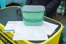 Rozdawanie pojemników na bioodpady przy ul. Zakładowej - 20.12.2025