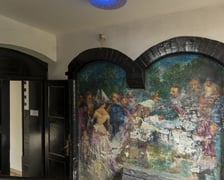 Malowidło na ścianie w planetarium