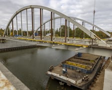 Nowy most Chrobrego nad kanałem powodziowym Odry