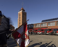 Uroczystość przekazania wozów ratowniczo-gaśniczych dolnośląskiem strażakom