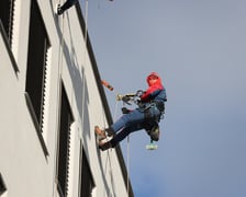 Akcja "Alpiniści dla WOŚP" w Dolnośląskim Szpitalu Specjalistycznym im. T. Marciniaka we Wrocławiu