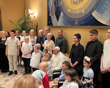 Papież Franciszek przyjął chore dzieci z Wrocławia