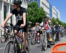 Wrocławskie Święto Rowerzysty. Przejazd przez miasto był kluczowym momentem fiesty, która zakończyła się piknikiem w parku Stanisława Tołpy.