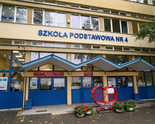 <p>Uroczystości nadania imienia Szkole Podstawowej nr 4 we Wrocławiu</p>