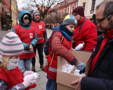 Caritas rozdał paczki potrzebującym w ramach akcji ''Niosę dobro''