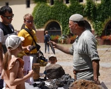 <p>Festiwal Ludzie Ognia 2024 w Arsenale Miejskim</p>