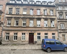 <p>Kamienica przeznaczona do remontu w Projekcie Ptasia (program poWROty kamienic). Ptasia 11</p>