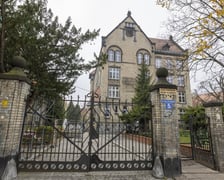 <p>Szkoła przy Dawida</p>