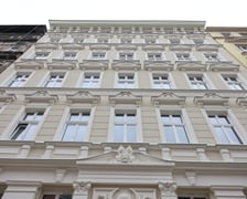 Nowo wyremontowana elewacja ul. Baryckiej 7 we Wrocławiu