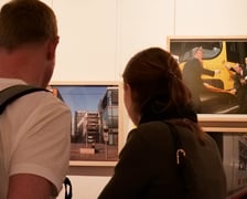 <p>W Dreźnie uruchomiono czasową wystawę na 65-lecie partnerstwa z Wrocławiem. Miastu został także podarowany krasnal Literat.</p>