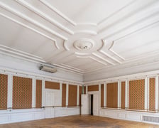Zabytkowa kamienica, którą Teatr Muzyczny Capitol wystawił na sprzedaż