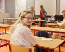 Uczniowie SP nr 29 przed egzaminem z j. polskiego