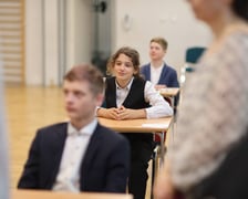 Uczniowie SP nr 29 przed egzaminem z j. polskiego