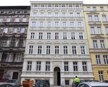 Nowo wyremontowana elewacja ul. Baryckiej 7 we Wrocławiu
