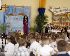 Uroczystość zakończenia roku szkolnego 2024/2025 w gminie Prusice, gdzie zorganizowano wojewódzkie obchody