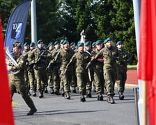 W sobotę 9 sierpnia żołnierze odbywający przeszkolenie w ramach programu Wakacje z Wojskiem złożyli uroczystą przysięgę wojskową na sztandar 10 Wrocławskiej Brygady Łączności