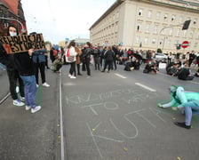 <p>na zdjęciu: kobiety na ulicach Wrocławia</p>