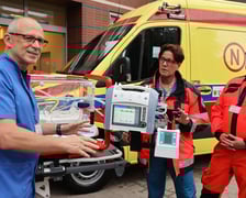 Wojewódzki Szpital Specjalistyczny im. J. Gromkowskiego uruchamia nową karetkę neonatologiczną