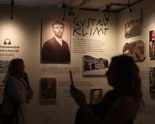 Zdjęcie z wystawy KLIMT – The Immersive Exhibition w hali IASE we Wrocławiu (do 23 lutego 2025)