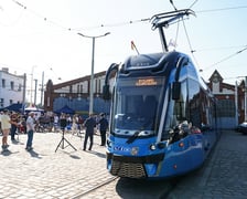 Uroczystość nadania tramwajowi imienia Ryszarda Szurkowskiego, 7 sierpnia 2024, zajezdnia Borek